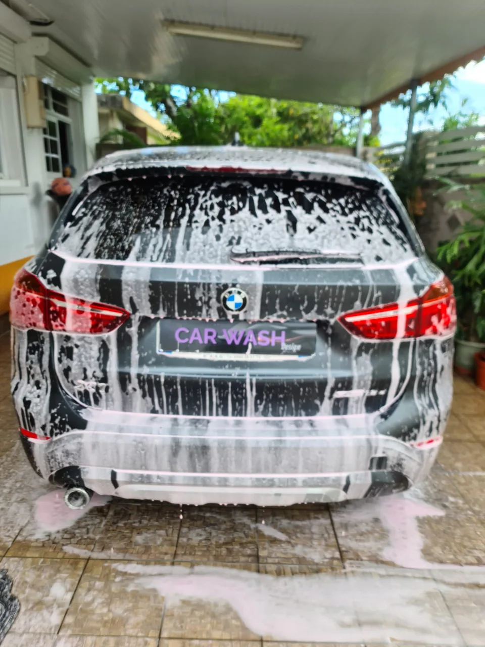 Car Wash Design — showroom